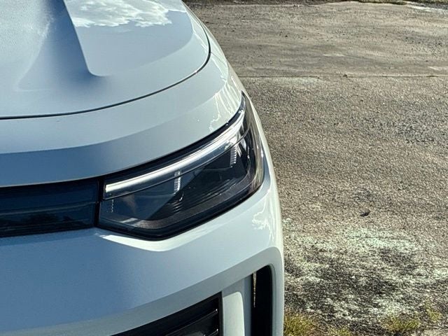 2025 Volkswagen Tiguan 2.0T SE SUV Slide 8