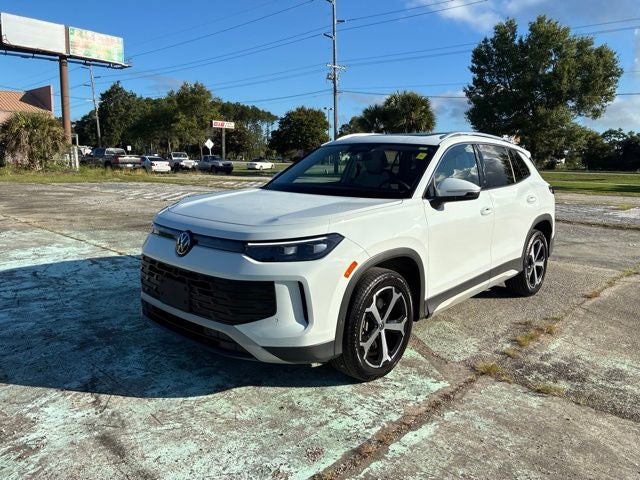 2025 Volkswagen Tiguan 2.0T SE SUV Slide 5