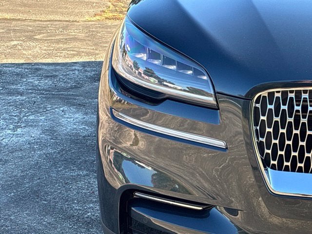 2023 Lincoln Aviator RESERVE PREMIUM SUV Slide 7