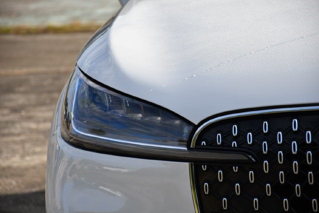 2026 Lincoln Aviator RESERVE PREMIUM SUV Slide 10