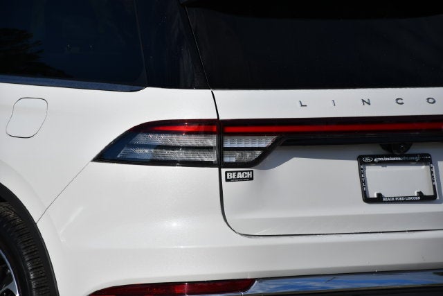 2026 Lincoln Aviator RESERVE PREMIUM SUV Slide 13