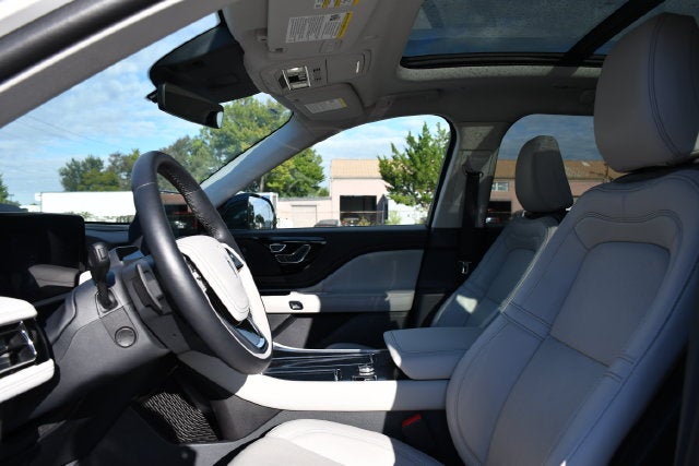 2026 Lincoln Aviator RESERVE PREMIUM SUV Slide 20