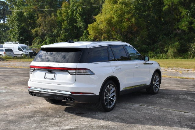 2026 Lincoln Aviator RESERVE PREMIUM SUV Slide 3