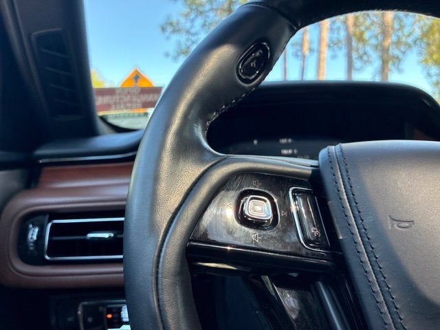2023 Lincoln Aviator RESERVE PREMIUM SUV Slide 26