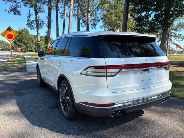 2023 Lincoln Aviator RESERVE PREMIUM SUV Slide 4