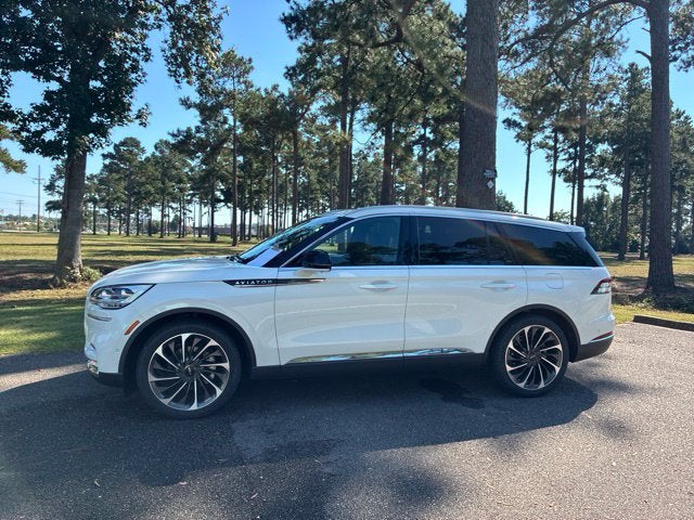 2023 Lincoln Aviator RESERVE PREMIUM SUV Slide 4