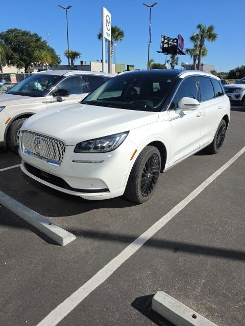 2022 Lincoln Corsair RESERVE SUV Slide 1