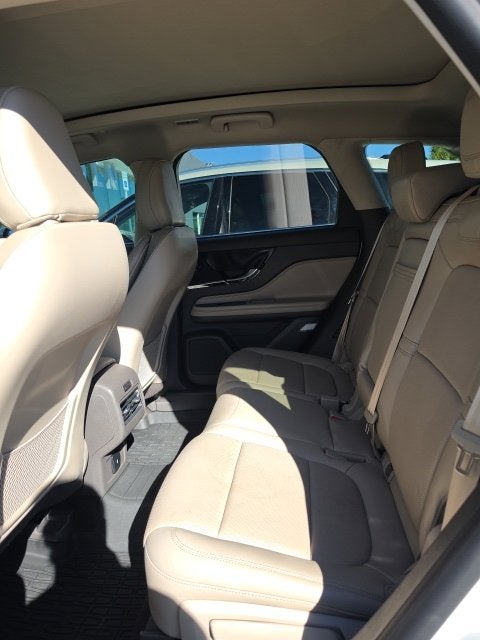 2022 Lincoln Corsair RESERVE SUV Slide 4