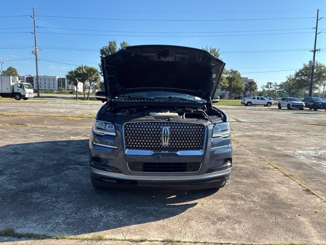 2023 Lincoln Navigator RESERVE SUV Slide 18