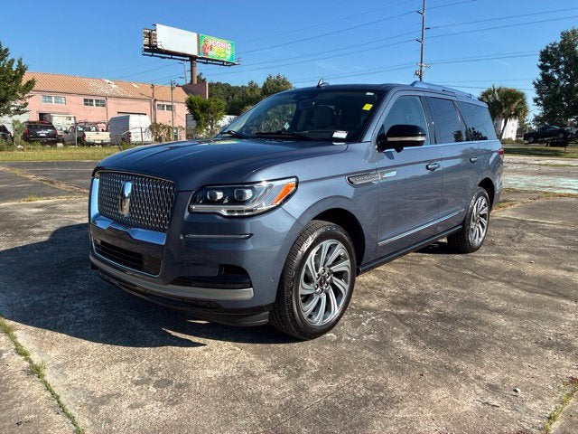 2023 Lincoln Navigator RESERVE SUV Slide 5