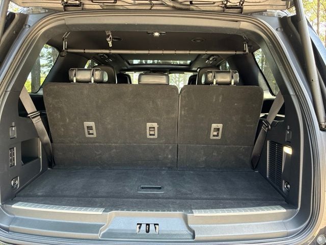 2023 Lincoln Navigator RESERVE SUV Slide 15