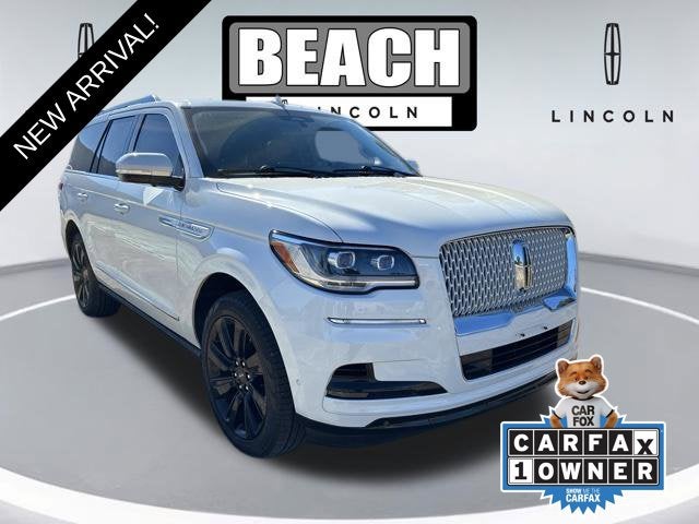 White Metallic 2024 Lincoln Navigator Reserve SUV Raleigh NC