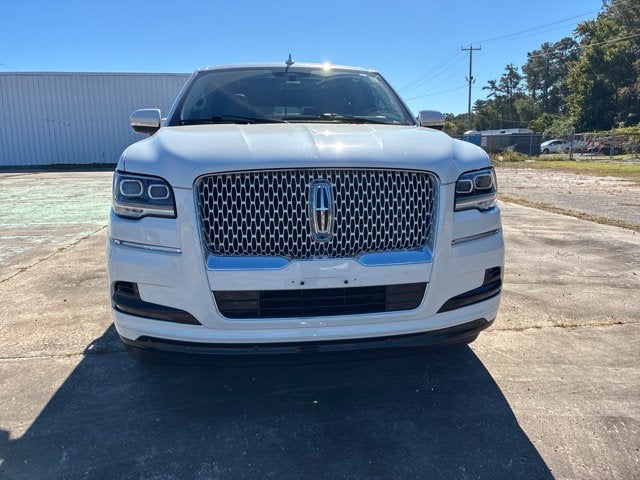 2024 Lincoln Navigator RESERVE SUV Slide 6