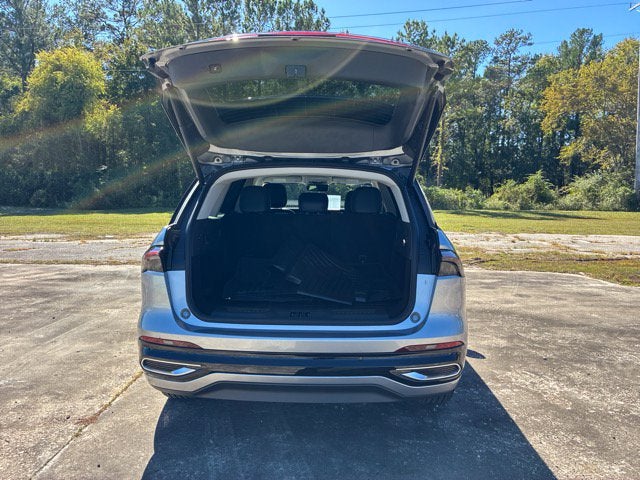 2024 Lincoln Nautilus RESERVE SUV Slide 16