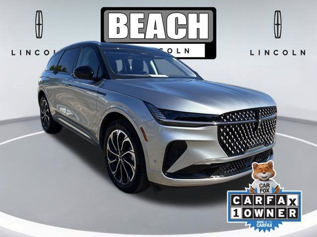 2024 Lincoln Nautilus RESERVE SUV Slide