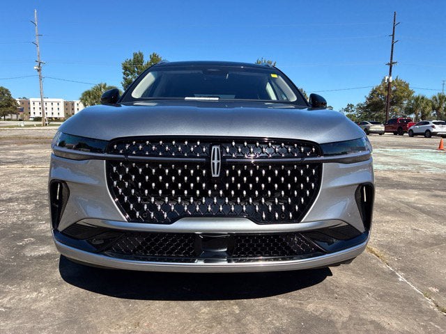 2024 Lincoln Nautilus RESERVE SUV Slide 6