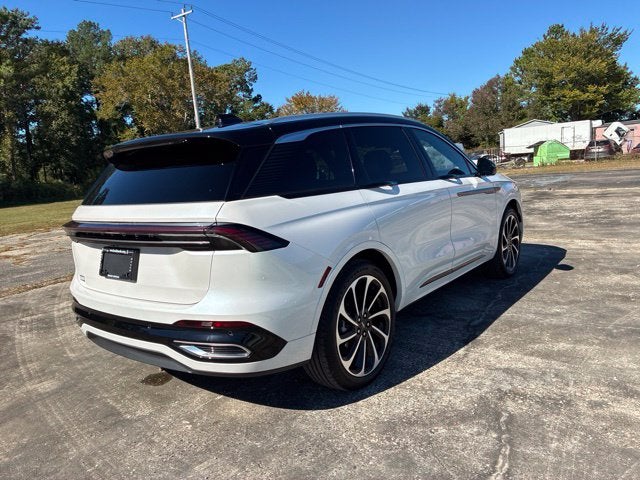 2026 Lincoln Nautilus BLACK LABEL SUV Slide 1
