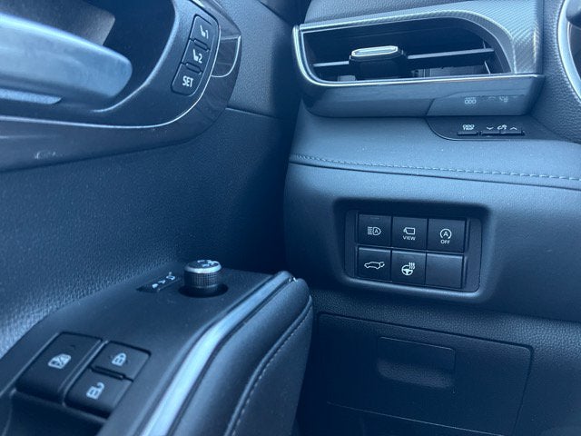 2023 Toyota Highlander PLATINUM SUV Slide 27