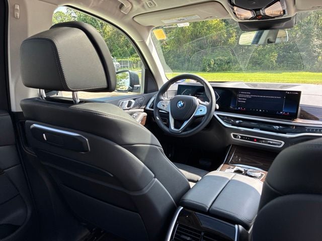 2024 BMW X7 XDRIVE40I SUV Slide 25