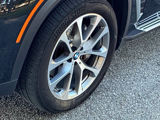 2026 BMW X5 XDRIVE40I SUV Slide 10