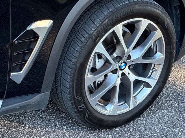 2026 BMW X5 XDRIVE40I SUV Slide 15