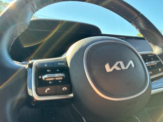 2023 Kia Sorento EX SUV Slide 26