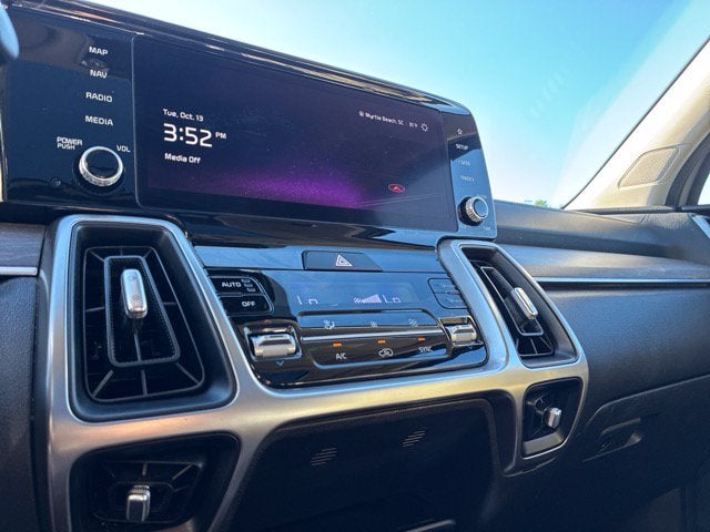 2023 Kia Sorento EX SUV Slide 29
