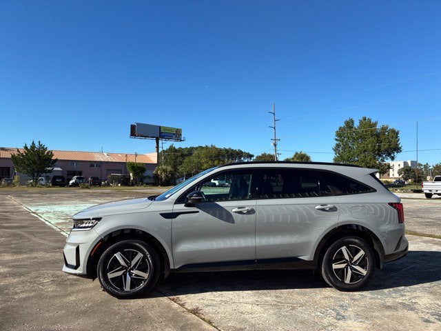 2023 Kia Sorento EX SUV Slide 5