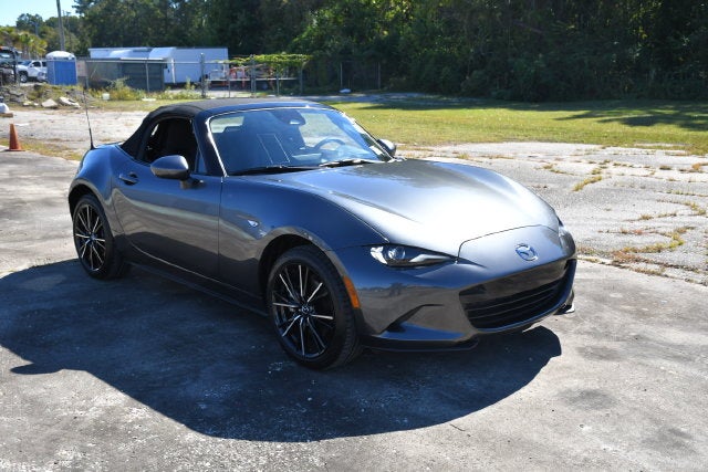 2025 Mazda Mazda MX-5 Miata GRAND TOURING Convertible Slide