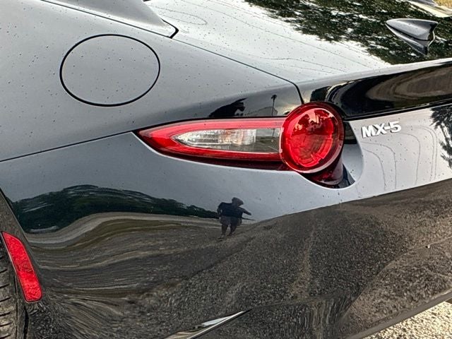 2021 Mazda Mazda Miata RF GRAND TOURING Convertible Slide 12