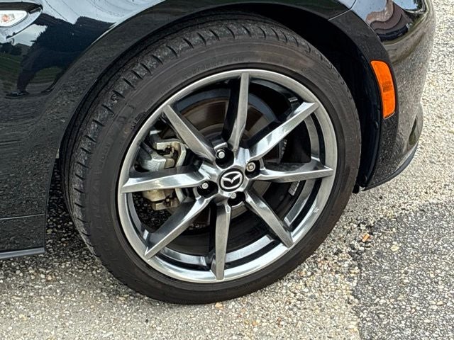 2021 Mazda Mazda Miata RF GRAND TOURING Convertible Slide 14