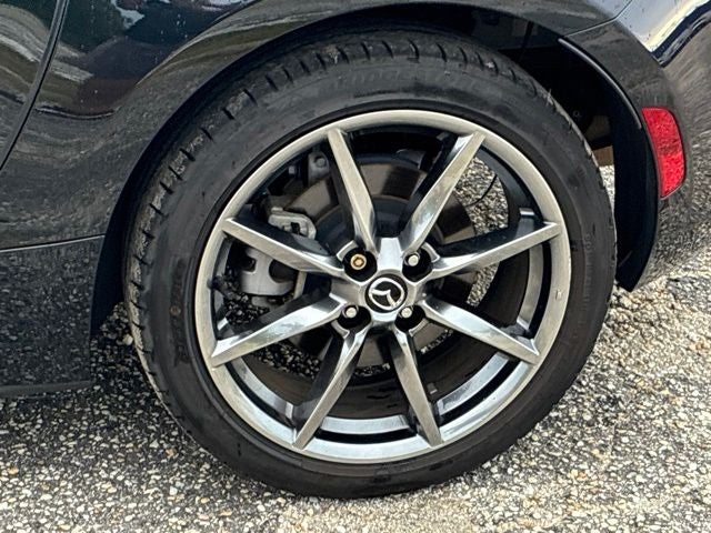 2021 Mazda Mazda Miata RF GRAND TOURING Convertible Slide 20