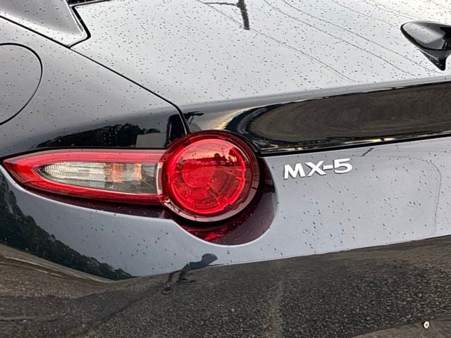 2021 Mazda Mazda Miata RF GRAND TOURING Convertible Slide 21