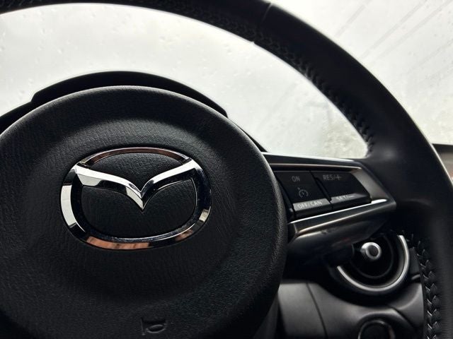 2021 Mazda Mazda Miata RF GRAND TOURING Convertible Slide 33