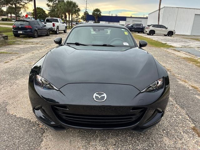 2021 Mazda Mazda Miata RF GRAND TOURING Convertible Slide 6