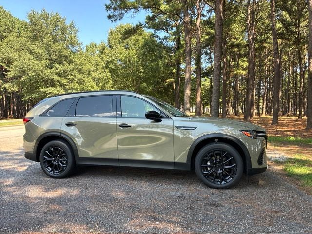 2026 Mazda Mazda CX-70 3.3 TURBO PREMIUM SUV 2026 Mazda Mazda CX-70 3.3 TURBO PREMIUM SUV Slide