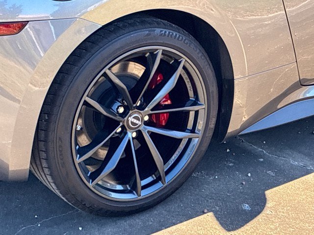 2025 Nissan Z PERFORMANCE 2dr Car Slide 13
