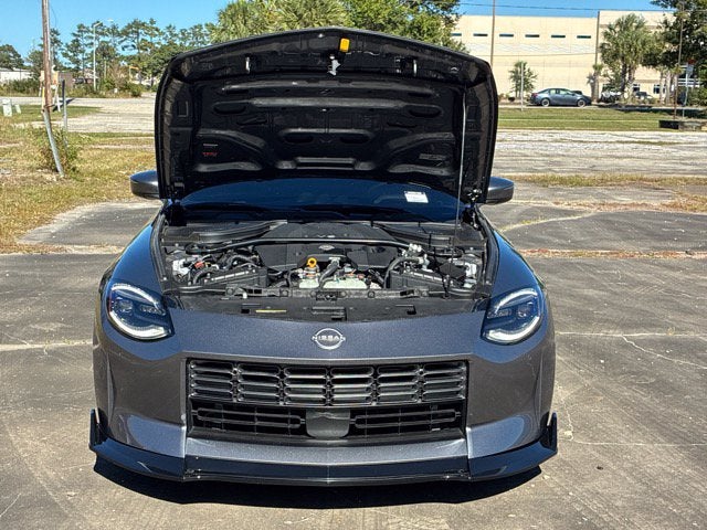 2025 Nissan Z PERFORMANCE 2dr Car Slide 19