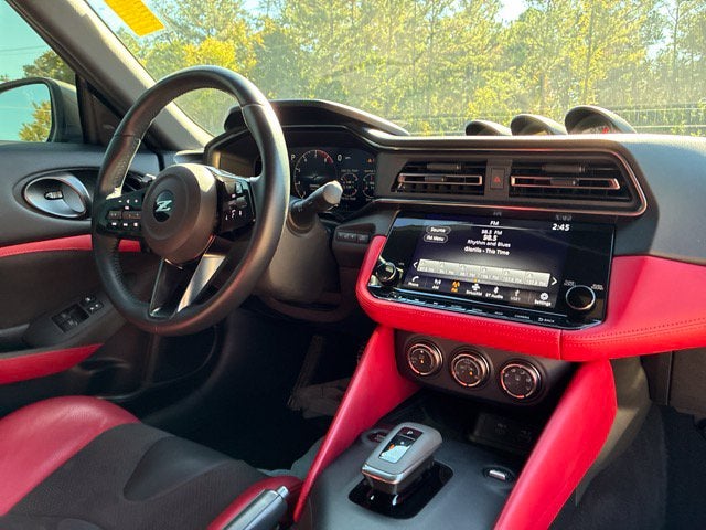 2025 Nissan Z PERFORMANCE 2dr Car Slide 21