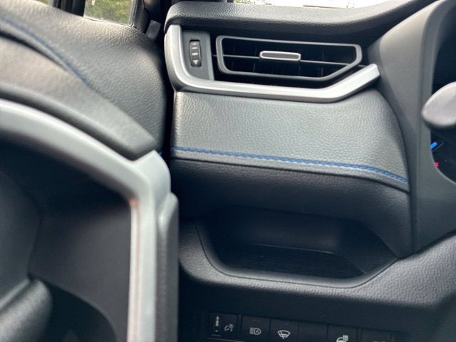 2020 Toyota RAV4 Hybrid XSE SUV Slide 25