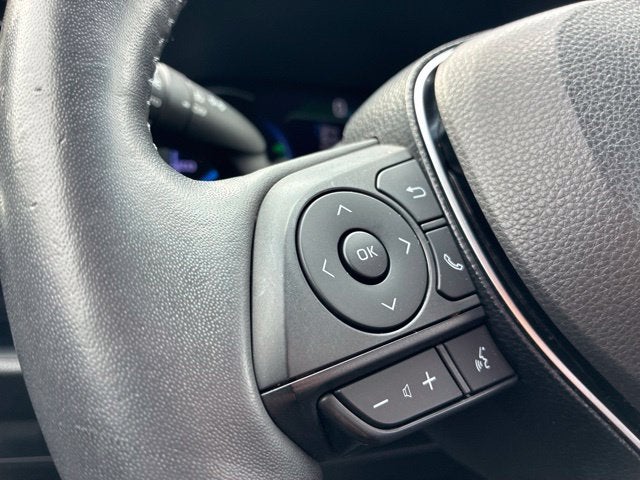 2020 Toyota RAV4 Hybrid XSE SUV Slide 25