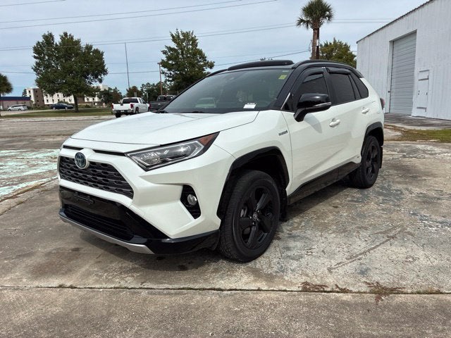 2020 Toyota RAV4 Hybrid XSE SUV Slide 5