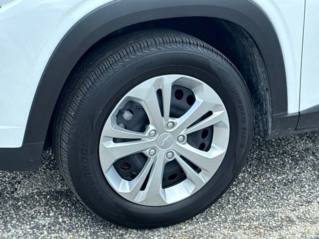 2026 Chevrolet Trax LS SUV Slide 9