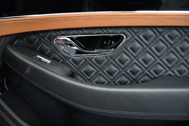 2021 Bentley Continental GT W12 Convertible Slide 25