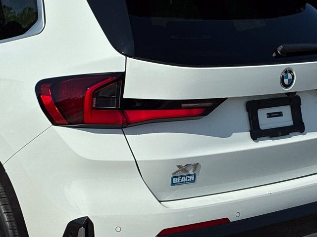 2025 BMW X1 XDRIVE28I SUV Slide 12