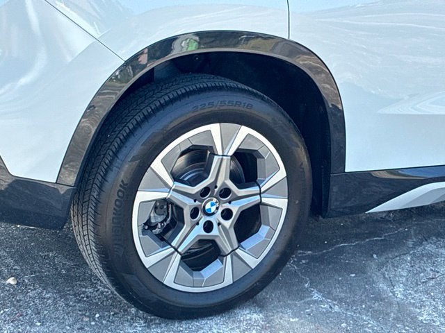 2025 BMW X1 XDRIVE28I SUV Slide 14