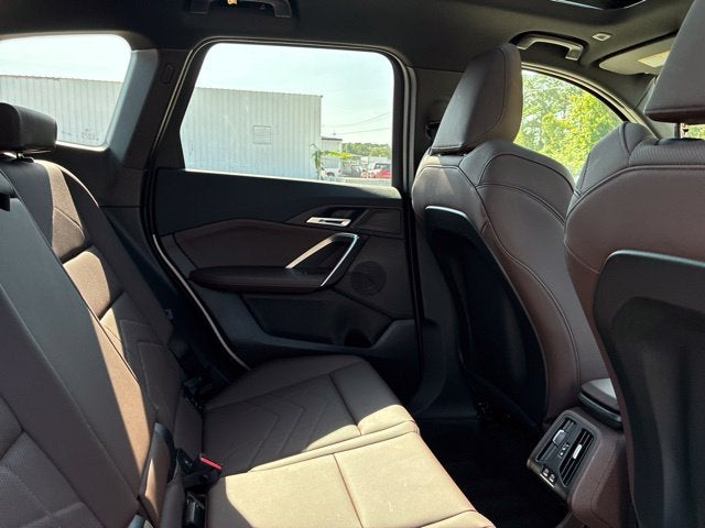 2025 BMW X1 XDRIVE28I SUV Slide 23