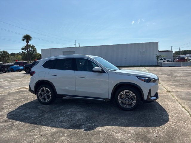 2025 BMW X1 XDRIVE28I SUV 2025 BMW X1 XDRIVE28I SUV Slide