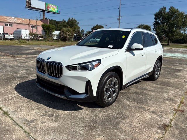 2025 BMW X1 XDRIVE28I SUV Slide 5