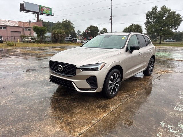 2024 Volvo XC60 B5 CORE SUV Slide 5